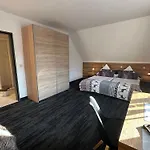 Hotel Bergschlößchen 3*