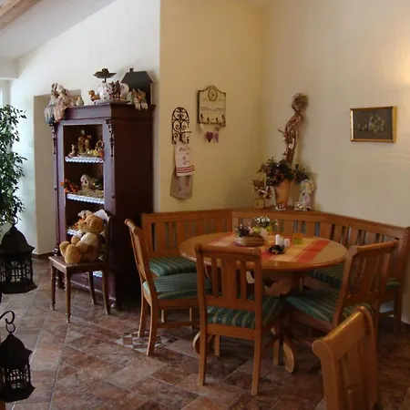 Bergschlößchen Hotel 3*