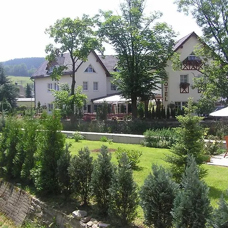 Hotel Bergschlößchen 3*