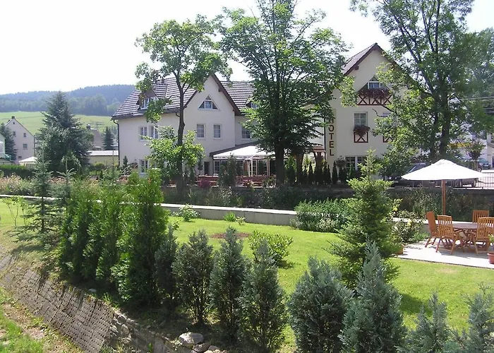 Hotel Bergschlößchen 3*
